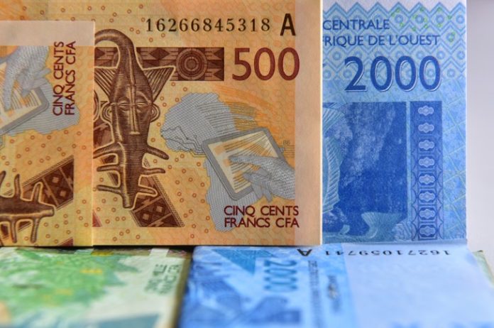 projet-enterine-franc-CFA-adopte-Conseil-ministres-texte-attendu-Union-monetaire-ouest-africaine_0_729_484