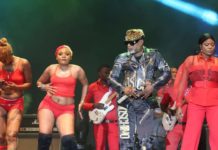 Au FEMUA13, Koffi Olomide rate sa réconciliation avec la Côte d’Ivoire.