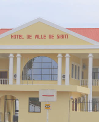 Administration du territoire: nomination d’un préfet, des sous-préfets et des maires de communautés urbaines