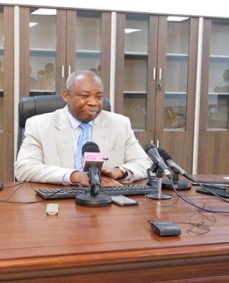 Rébellion au sein du PCT, Pierre Moussa sort la chicotte