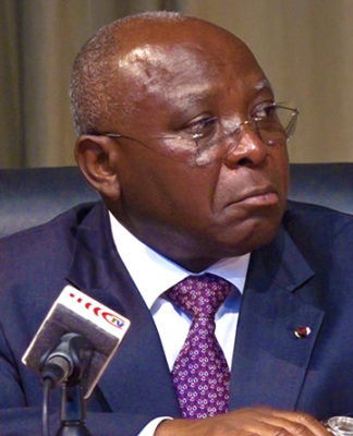 Pour avoir fait des avances à Belinda Ayessa, Raymond Mboulou pourrait ne plus être ministre