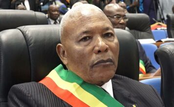 3 mois impayés, les députés insultent en privé Isidore Mvouba de «tchokoman» incompétent et insensible